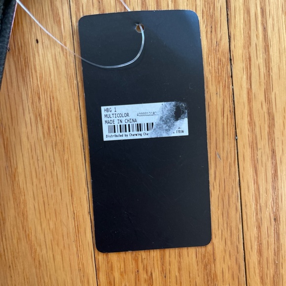 Holiday Guinea Pig Wristlet - Picture 5 of 6